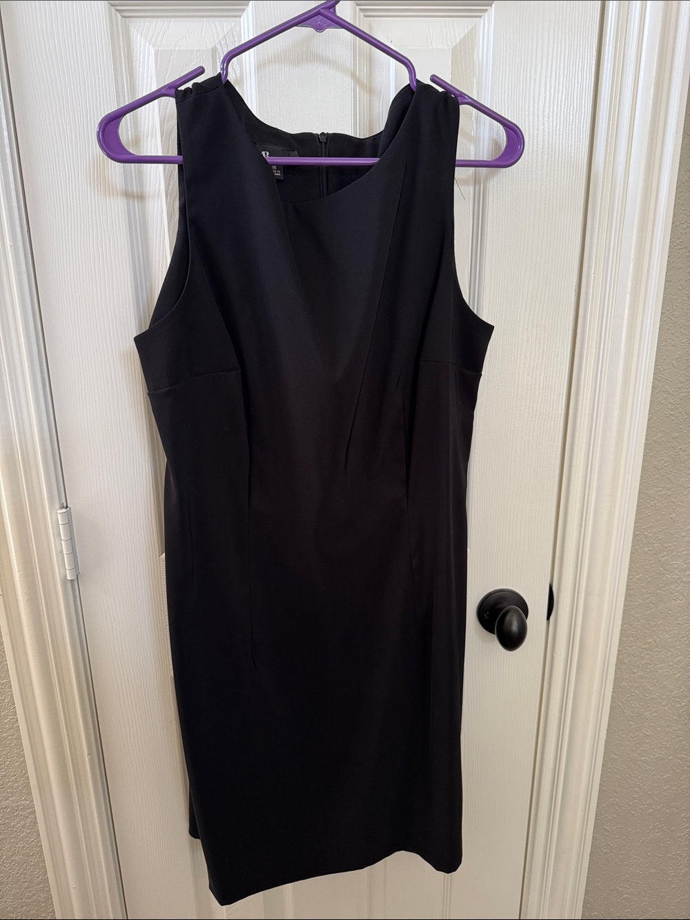 Apt. 9 Black Sleeveless Sheath Dress